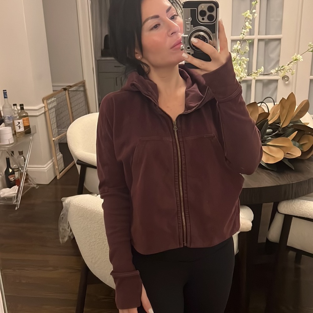 Lululemon scuba crop hoody top size 6 EUC